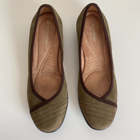 Naturalizer Novel Leather Slip-on Low Wedge Loafers Women's Size 7M N5 Comfort - Picture 9 of 16